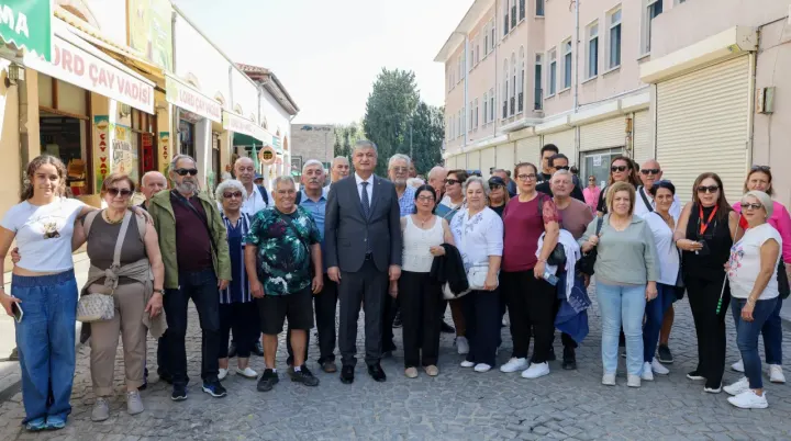 Büyük Saat Sokağı Araçlardan Arındırıldı, Vatandaş Rahat Nefes Aldı
