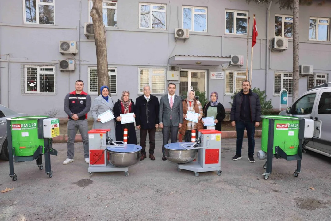 Pozantı’da Üreticiye %100 Hibe: Tarımda Güçlenme Hamlesi