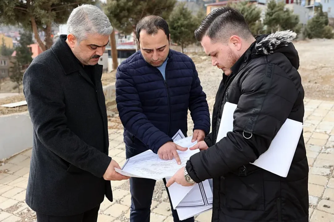 Pozantı’da Gençliğin Merkezi Yükseliyor: Gençlik Merkezi’nin Temeli Atıldı