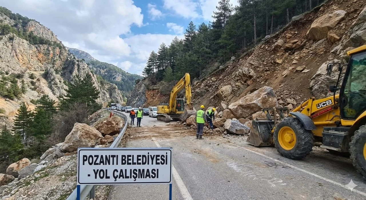 Pozantı’da Kaya Mesaisi: Çamlıbel Yolu Kısa Sürede Trafiğe Açıldı