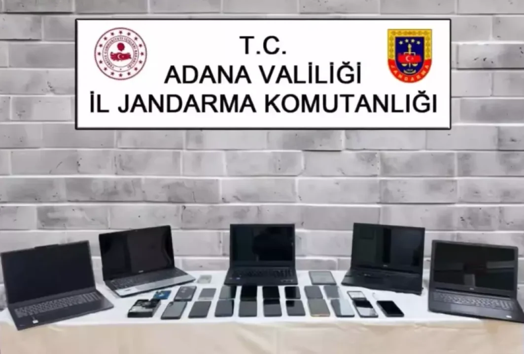 Pozantı Başsavcılığı Talimatı Verdirtti: 'Yatırım Danışmanı' Görünümlü 17 Dolandırıcı Tutuklandı