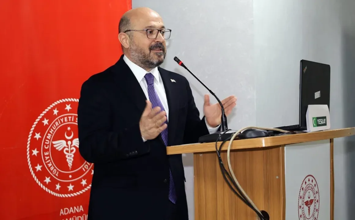 Yeşilay Haftası'nda Adana Rüzgarı: Kurumlar Bağımsızlık İçin El Ele Verdi