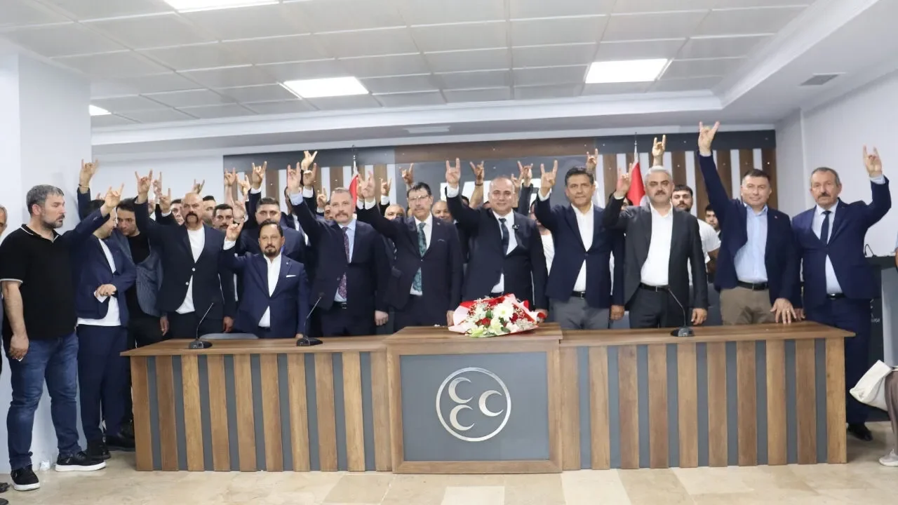 Yeni Başkan Hakan Yıldırım’dan Siyasi Deklarasyon: “Artık Yavuz Olma Değil, Yunus Olma Dönemi”