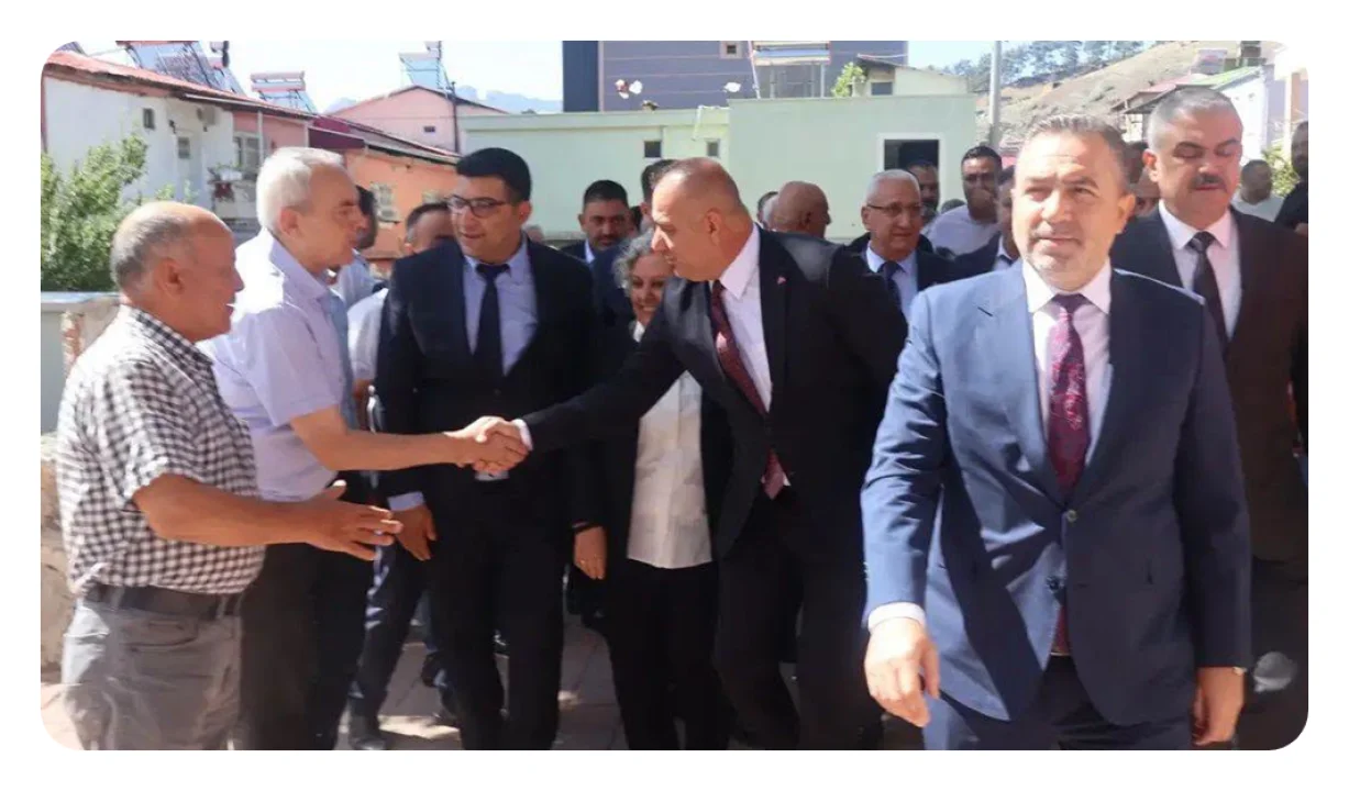 MHP Pozantı İlçe Kongresi’nde Görev Değişimi: Sevgi Ayvalı Tek Listeyle Seçildi